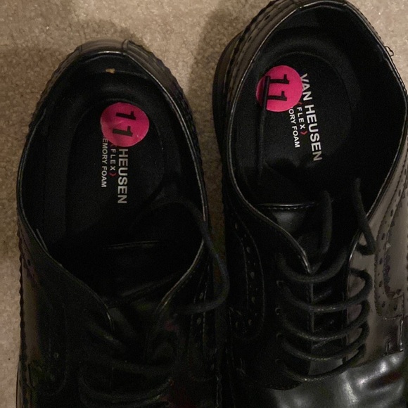 Van Heusen Memory Foam Shoes - Picture 2 of 4